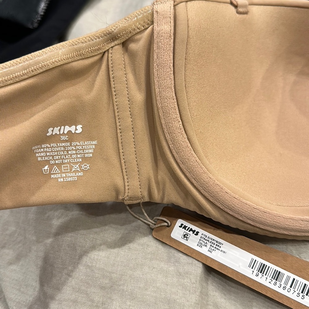 Skims Fits Everybody Strapless Bra - 36C - NWT!